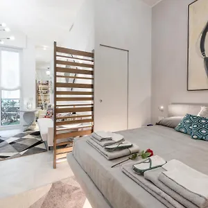 Falcone, 5 - Downtown Milan